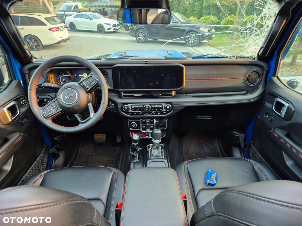 Jeep Wrangler Unlimited GME 2.0 Turbo Sahara - 25