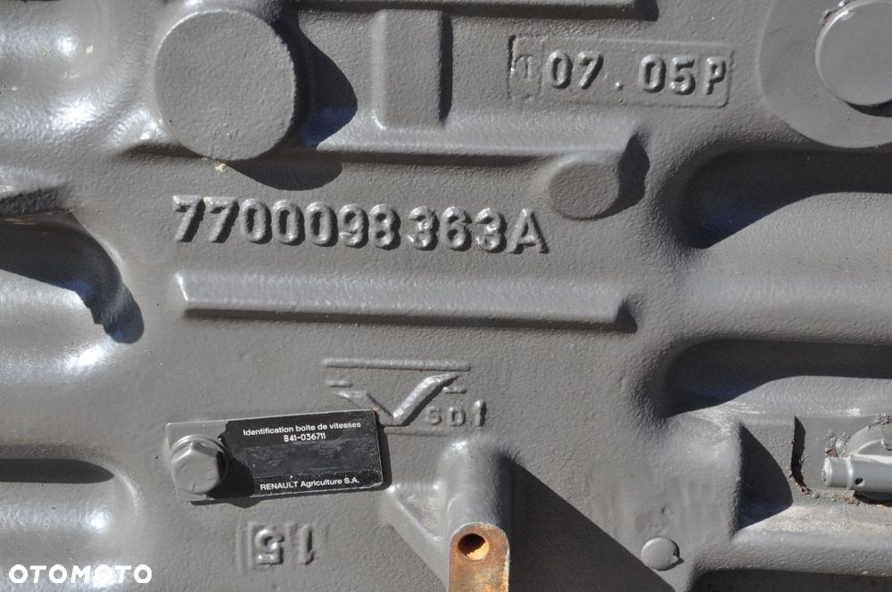 SKRZYNIA BIEGÓW REWERS CLAAS CELTIS 456 NR 7700098363A / 7700098324J - 4