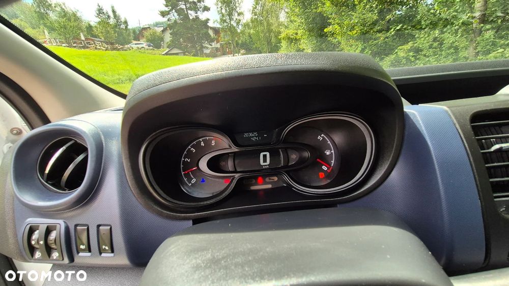 Opel VIVARO TRAFIC - 12