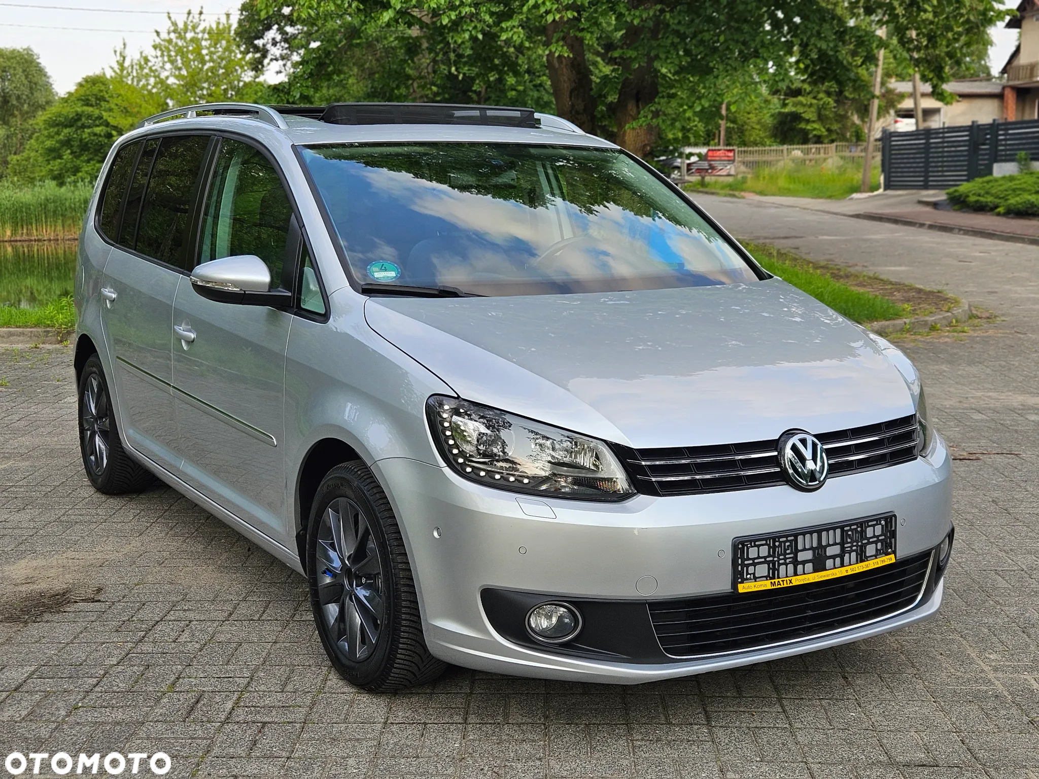 Volkswagen Touran 1.4 TSI Cross DSG - 13
