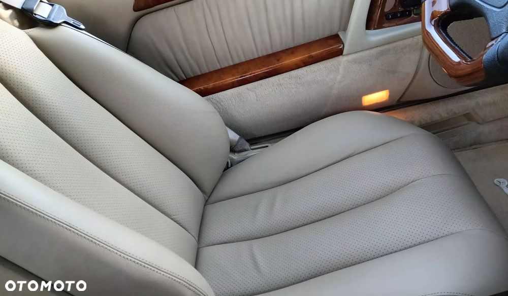 Mercedes-Benz SL - 14