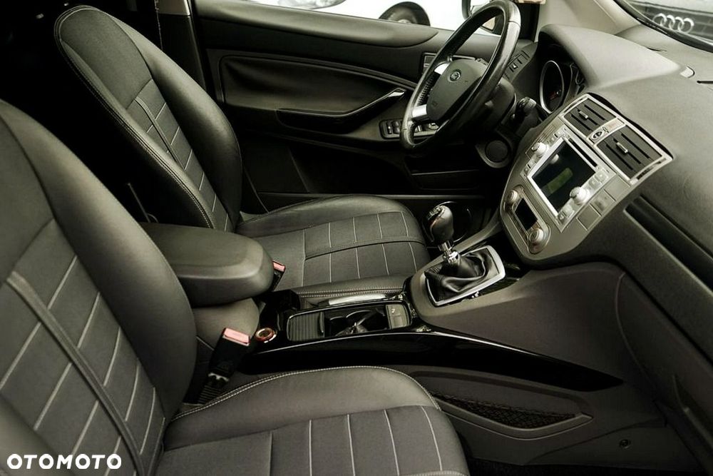 Ford Kuga 2.0 TDCi Titanium S - 19