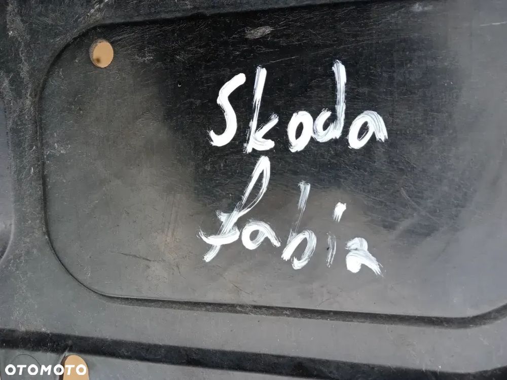 Osłona płyta pod silnik Skoda Fabia I 1.4 16V 6Q0825237R - 5