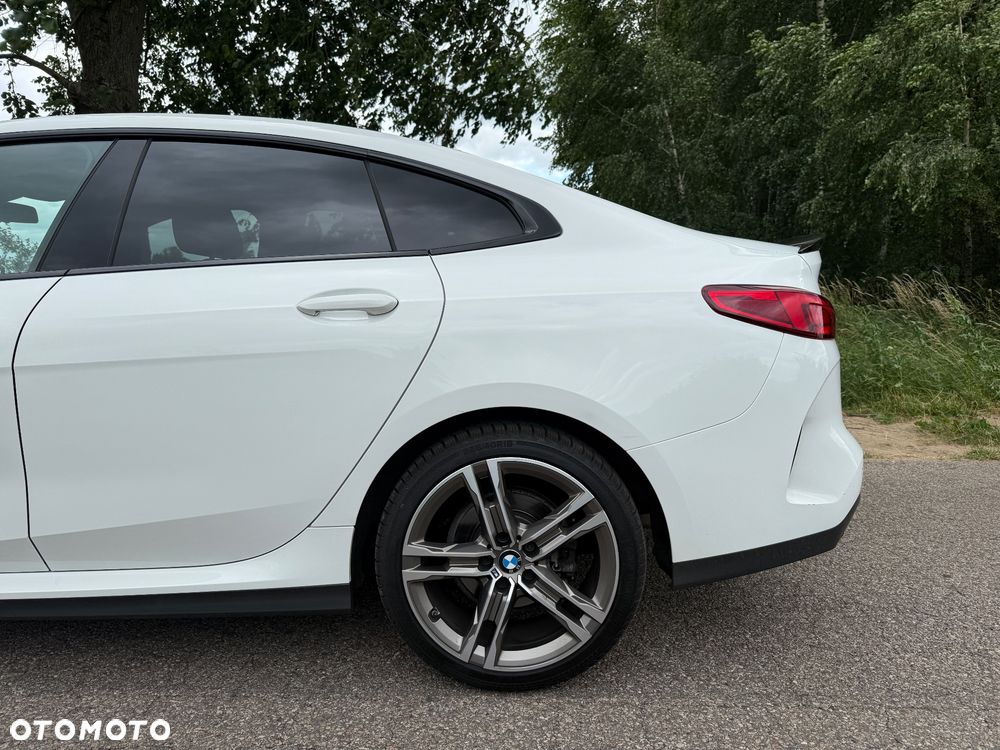 BMW Seria 2 218i M Sport - 9