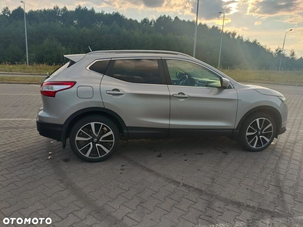 Nissan Qashqai 1.2 DIG-T Tekna - 1