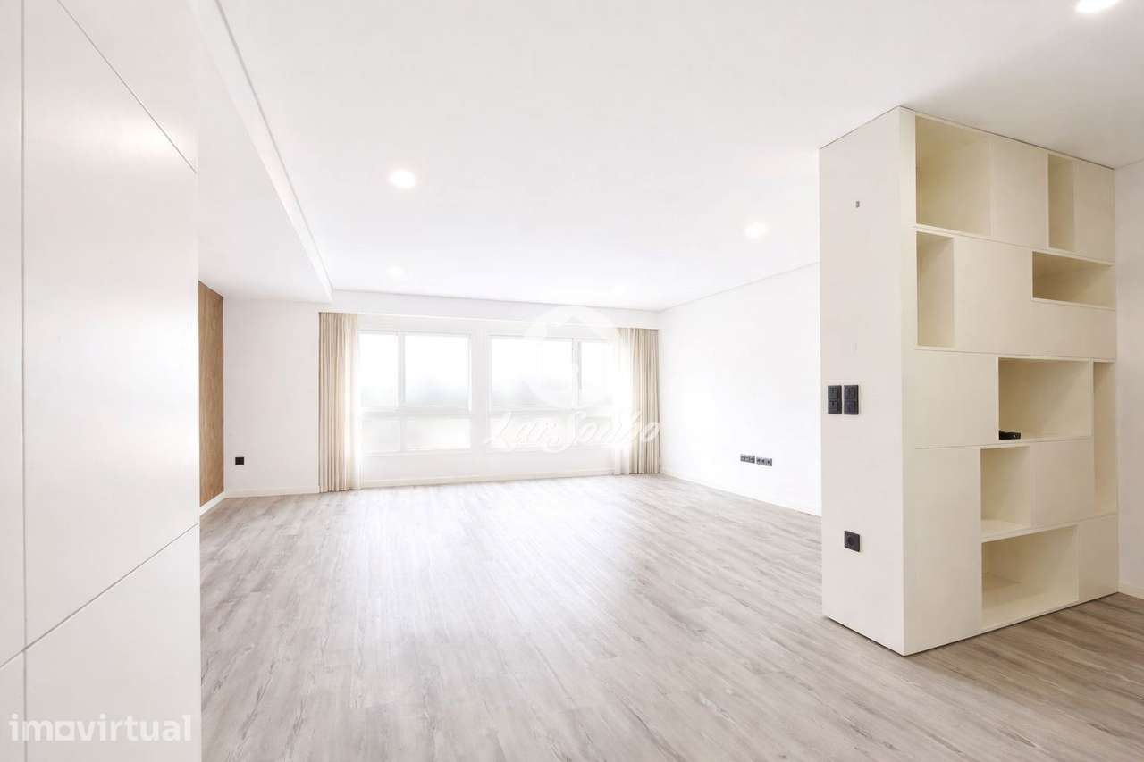 Apartamento no centro de Barcelos - Grande imagem: 2/35