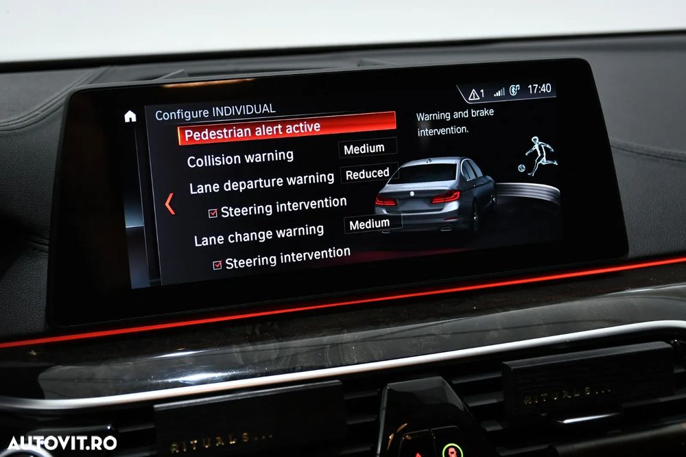 BMW Seria 5 530d xDrive AT - 24