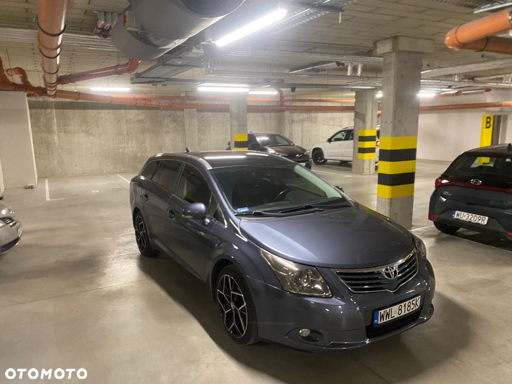 Toyota Avensis 2.0 D-4D 2010 - 7