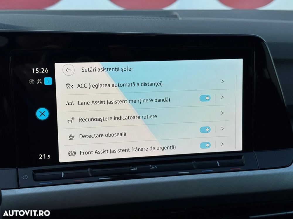 Volkswagen Golf - 10