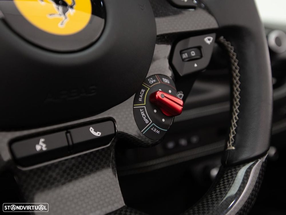 Ferrari F8 Tributo Standard - 23