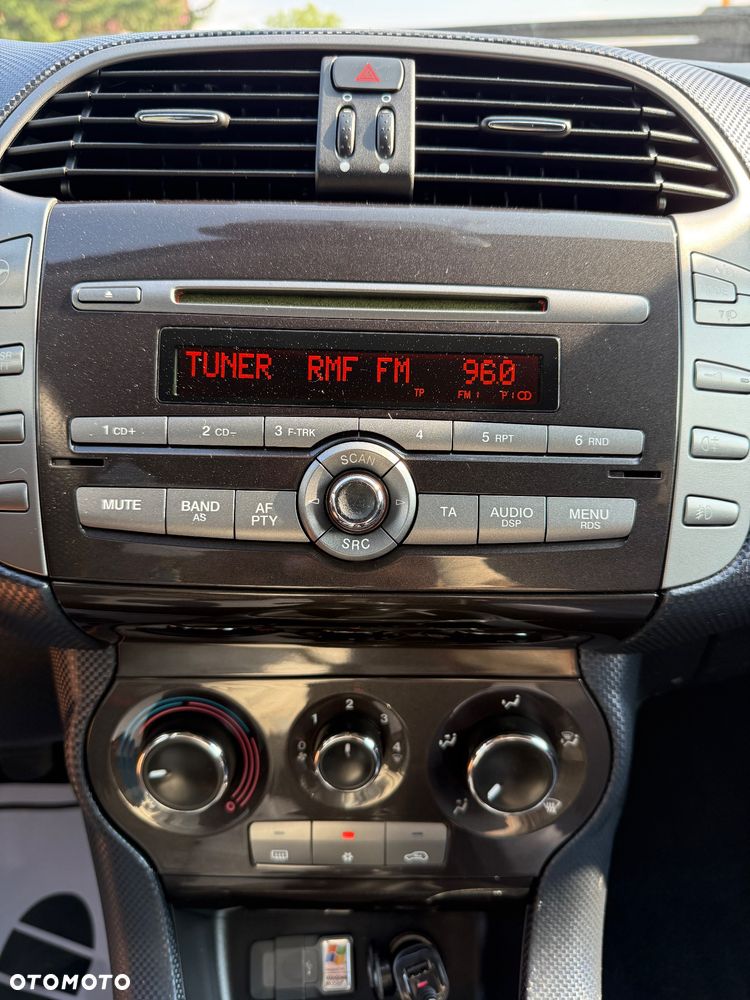 Fiat Bravo 1.4 T-JET 16V Speed - 24