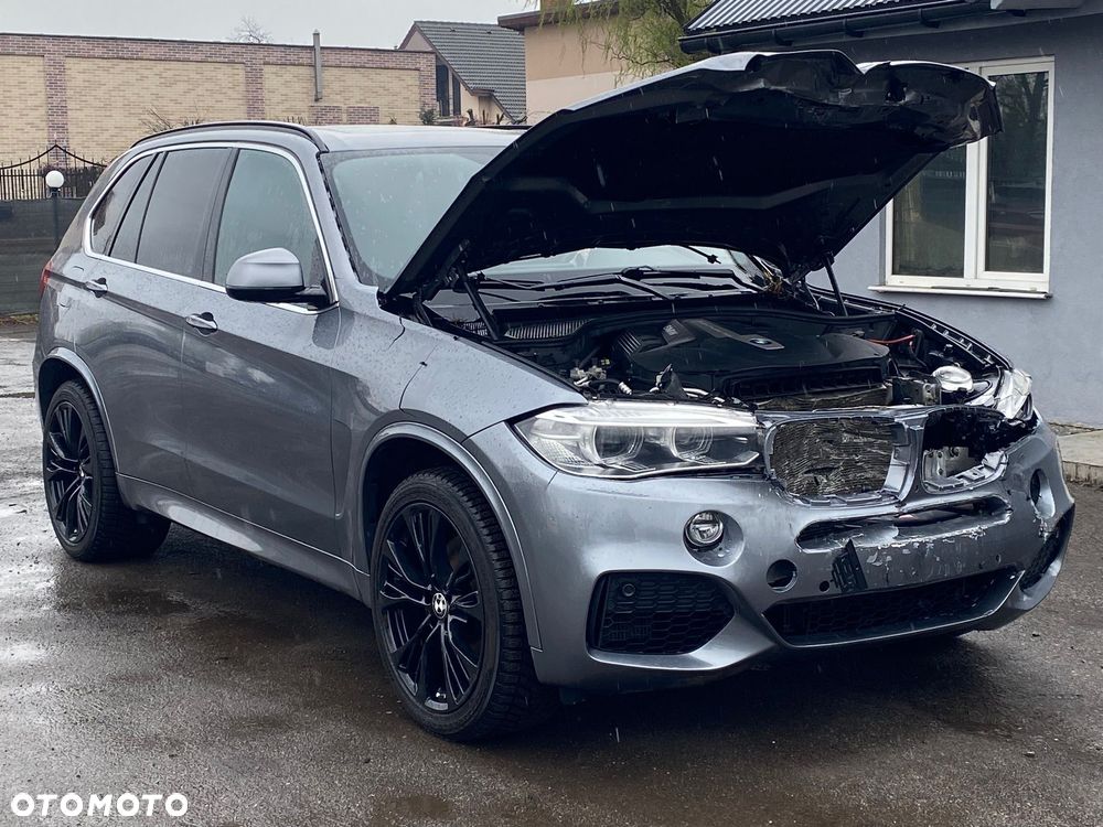 BMW X5 xDrive50i Sport-Aut - 9