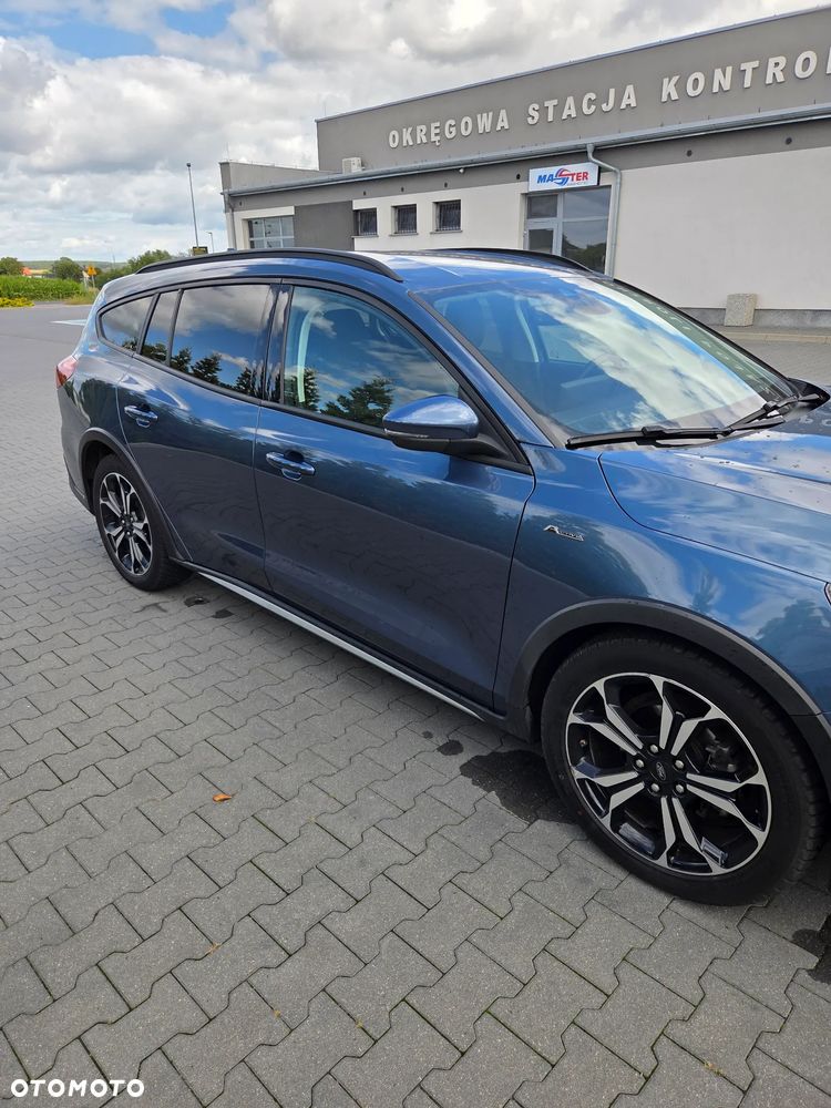 Ford Focus 2022 photo 4