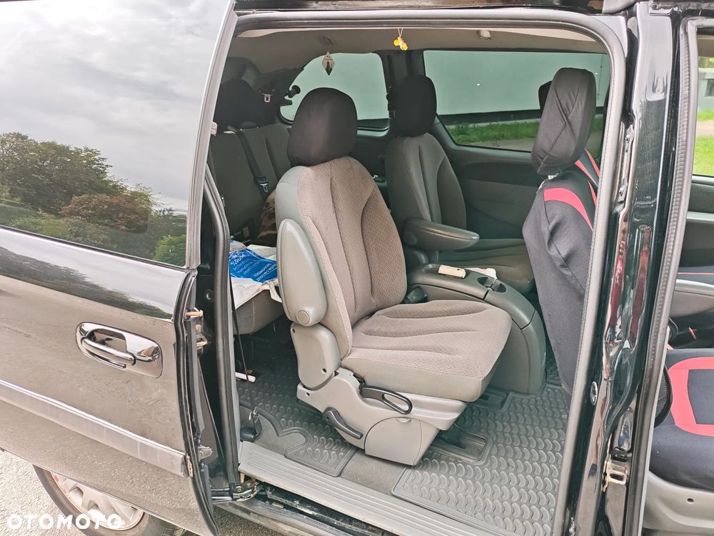 Chrysler Voyager 2.5 LX CRD - 20