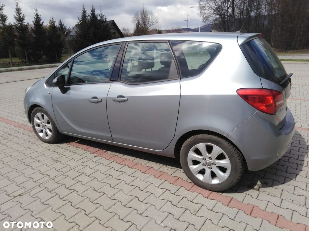 Opel Meriva - 21