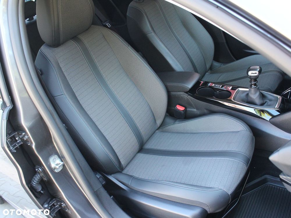 Peugeot 208 1.2 PureTech Allure Pack S&S - 12