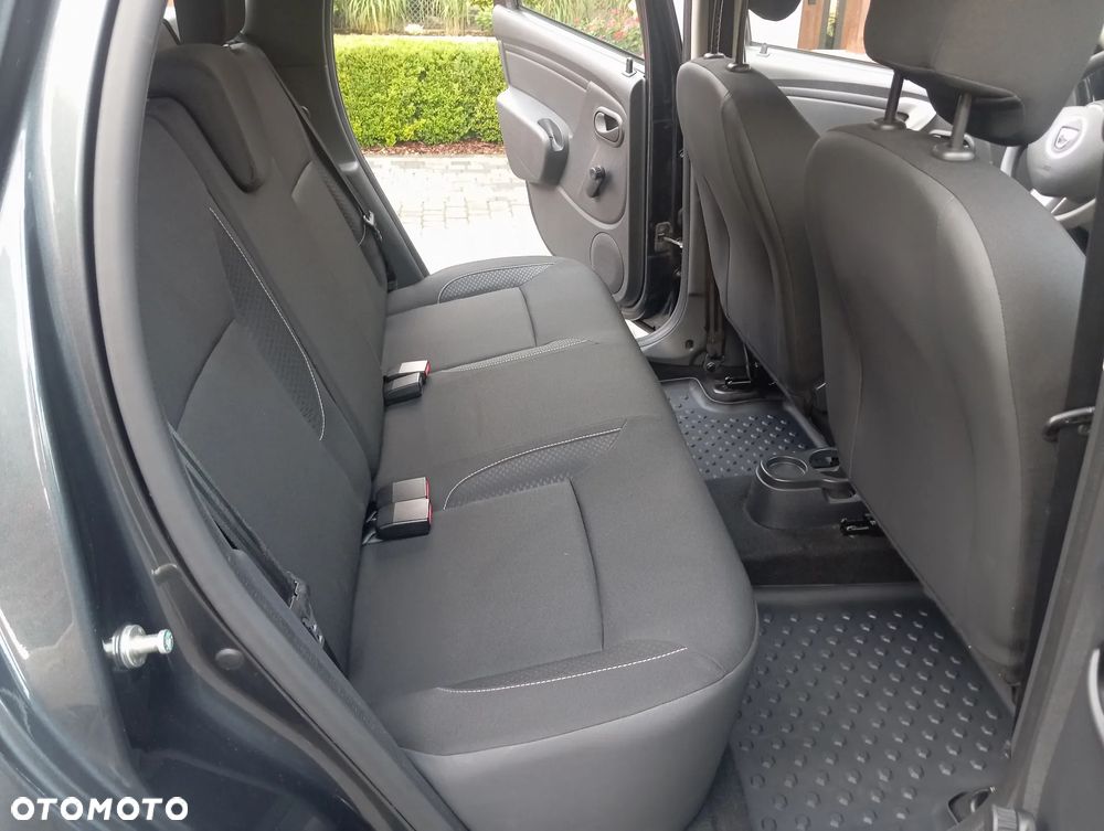 Dacia Duster 1.6 SCe Laureate S&S - 7