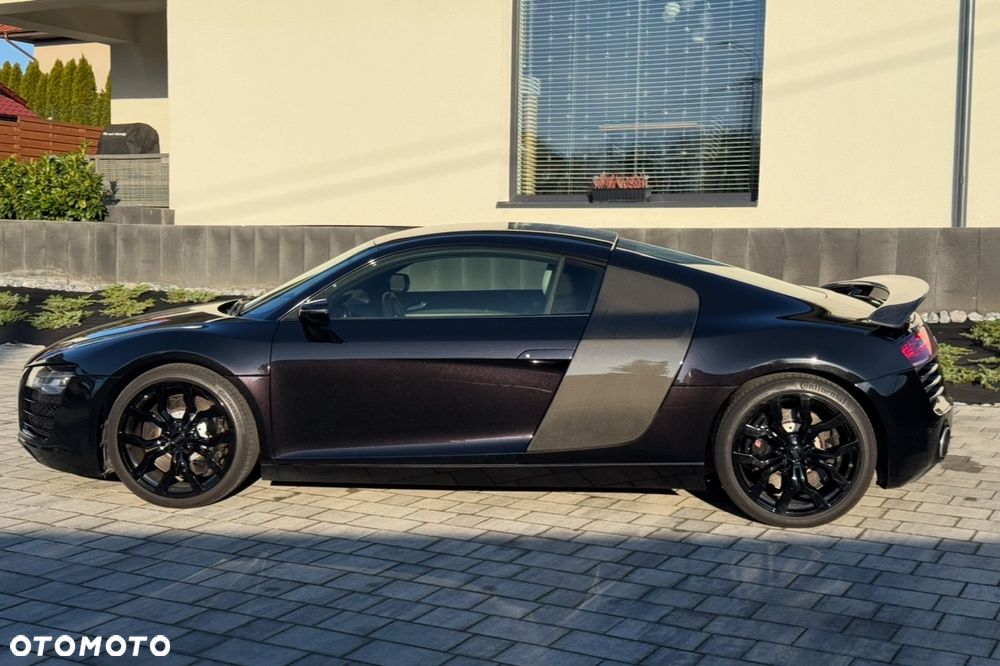 Audi R8 Coupé 4.2 Quattro S tronic - 11