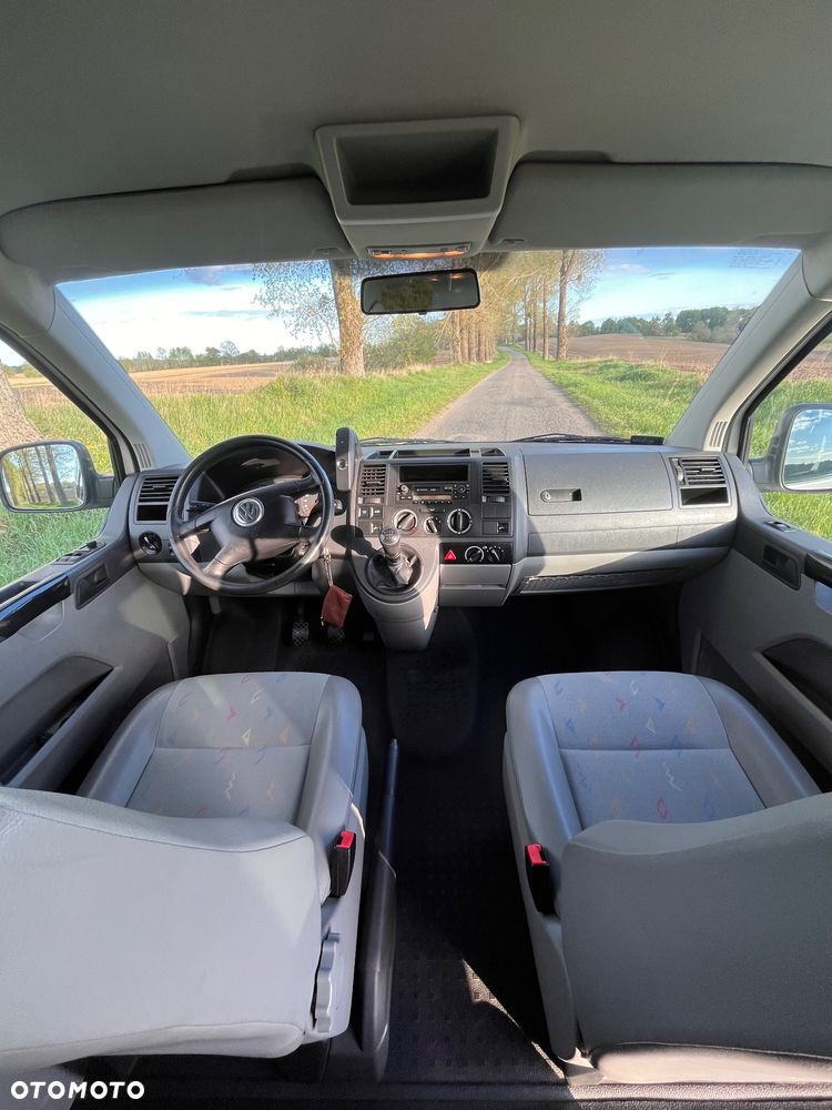 Volkswagen Transporter - 9