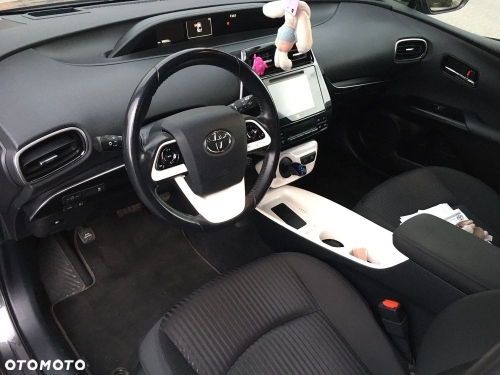 Toyota Prius 1.8 Hybrid Prestige - 34