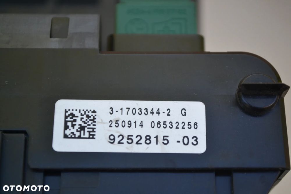 BMW 5 F10 F11 SKRZYNKA BEZPIECZNIKÓW BSI 9252815 MODUŁ KOMFORTU 9353421 - 5