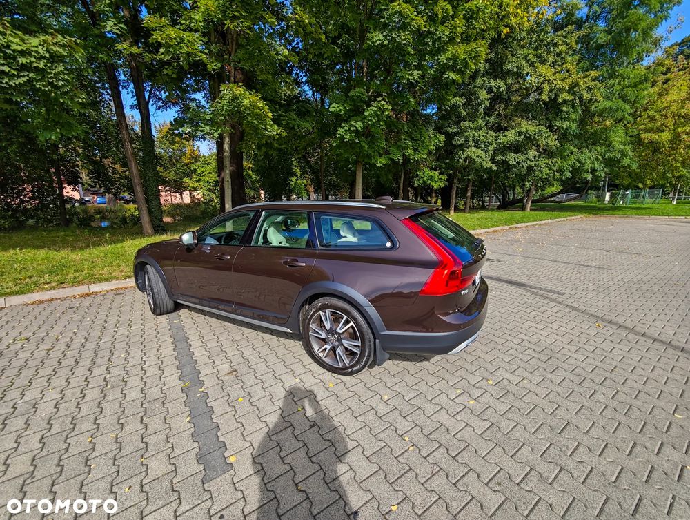 Volvo V90 - 9