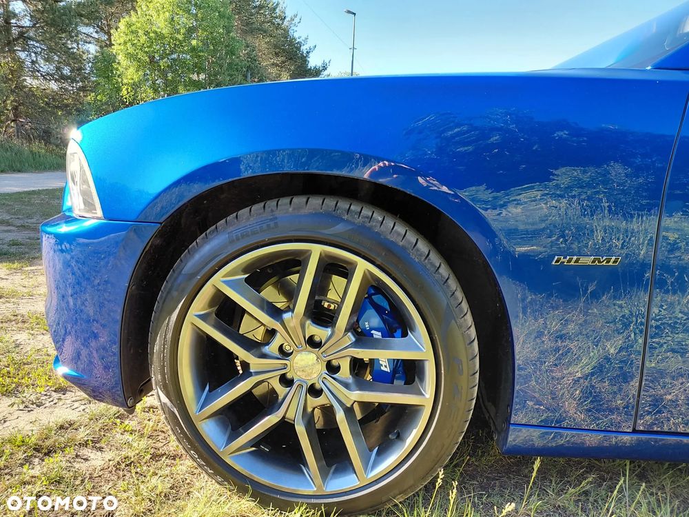 Dodge Charger 5.7 V8 RT - 24