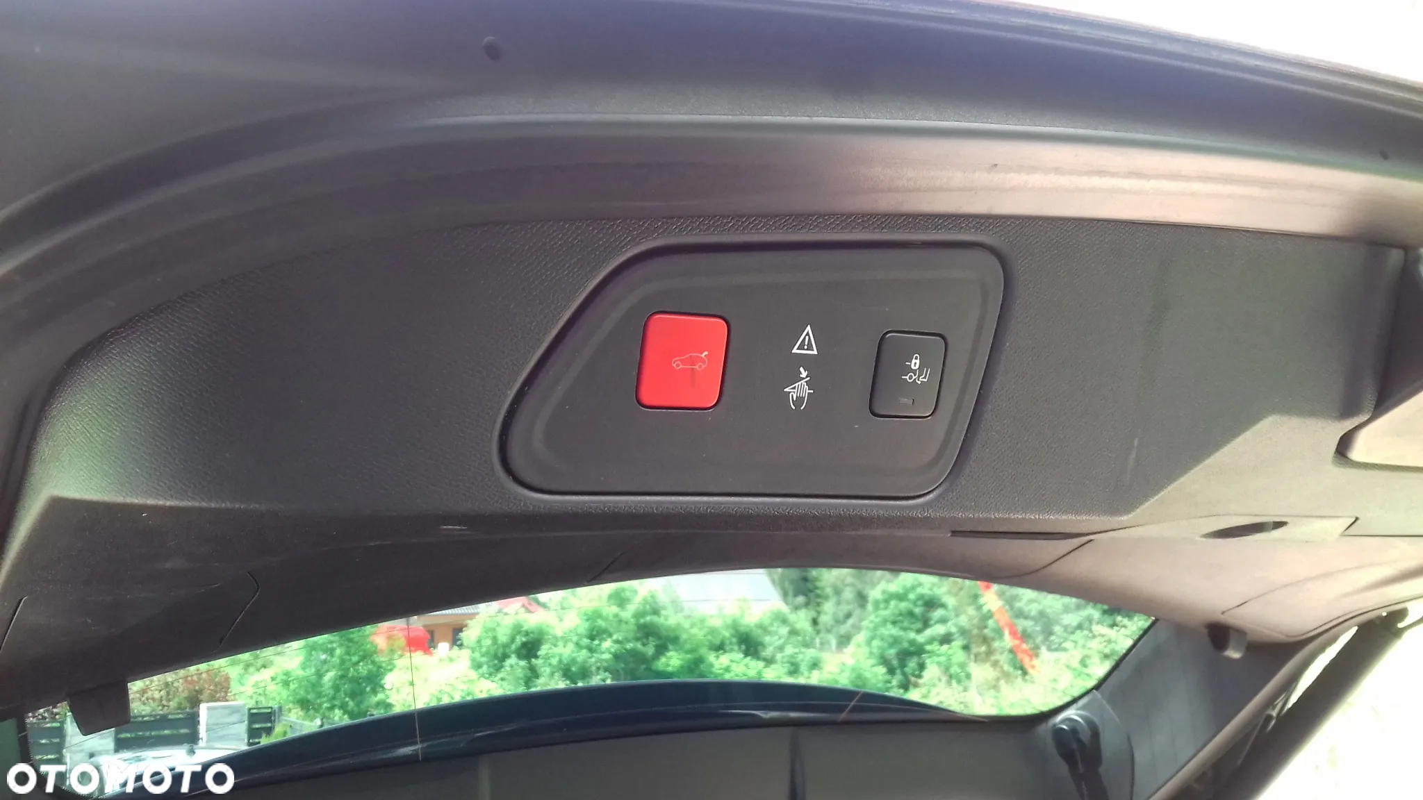 Peugeot 3008 1.5 BlueHDi Crossway S&S EAT8 - 26
