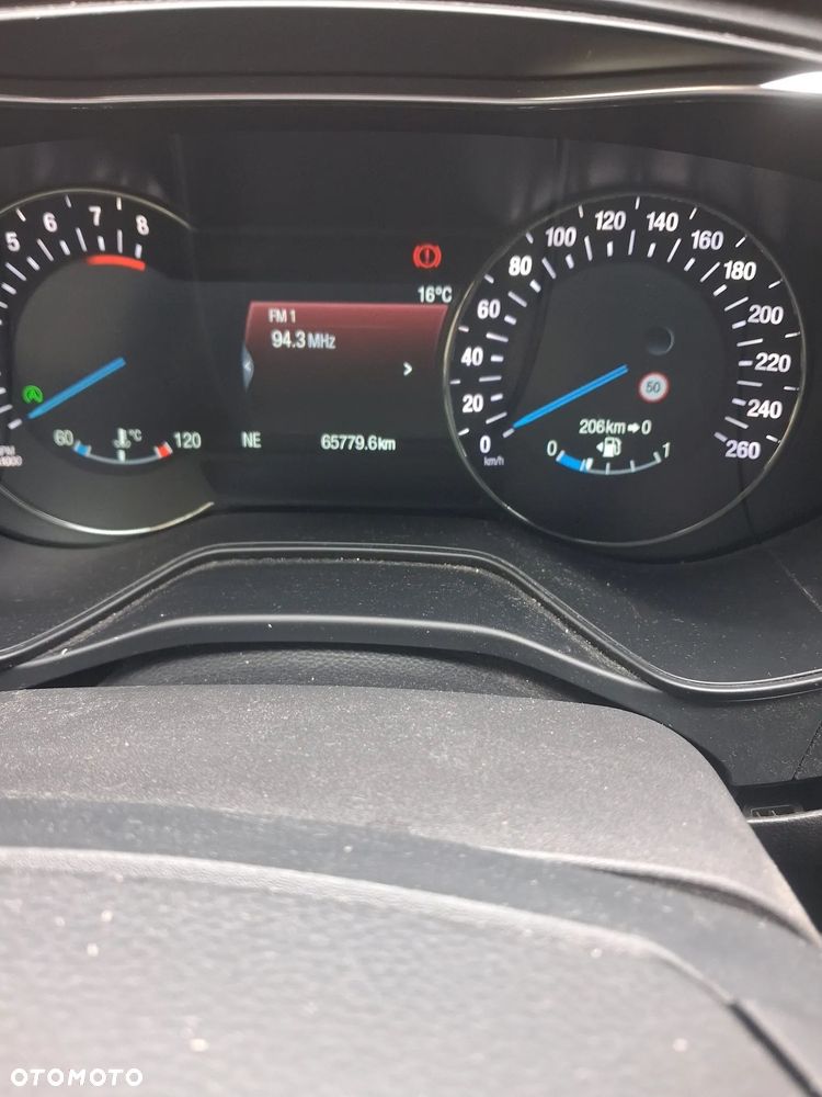 Ford Mondeo - 23