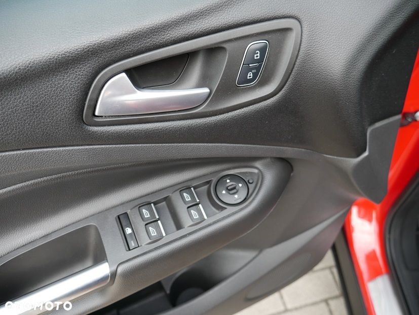 Ford Kuga 2.0 TDCi 4x4 Titanium - 23