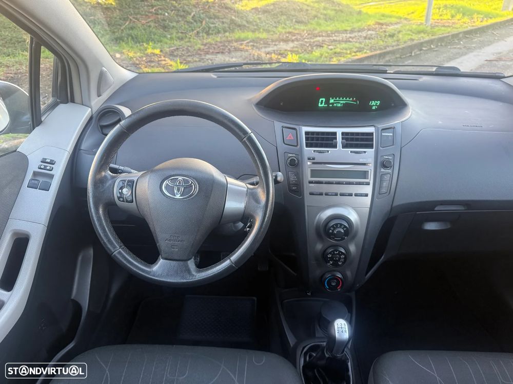 Toyota Yaris 1.0 VVT-i Comfort - 18