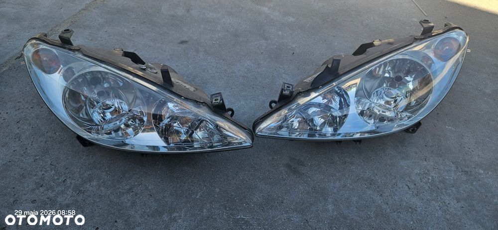 Lampa lewa prawa przód przednia reflektor Peugeot 307 SW 2003r Europa - 1