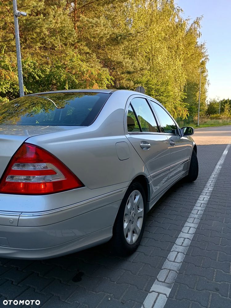 Mercedes-Benz Klasa C 180 Kompressor Automatik Elegance - 5