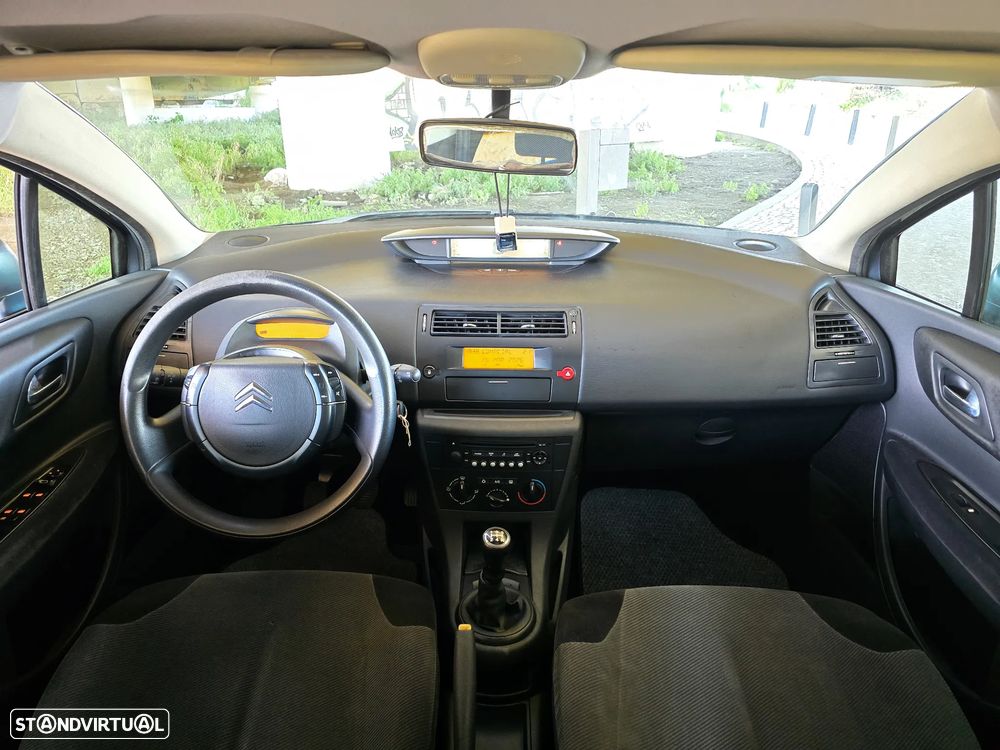 Citroën C4 1.4 16V SX - 6