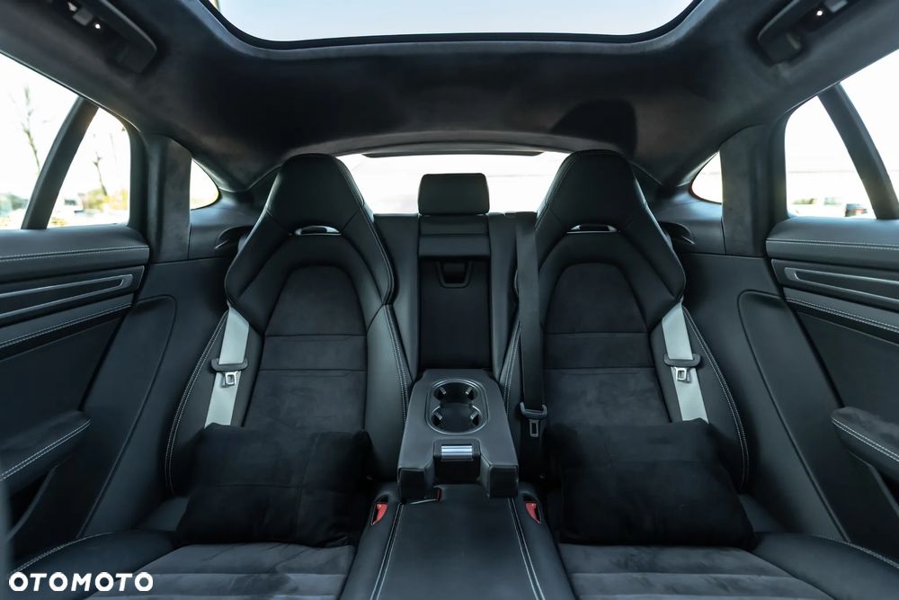 Porsche Panamera - 39