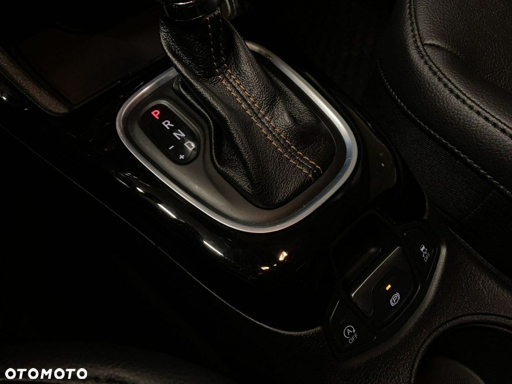 Jeep Compass - 36