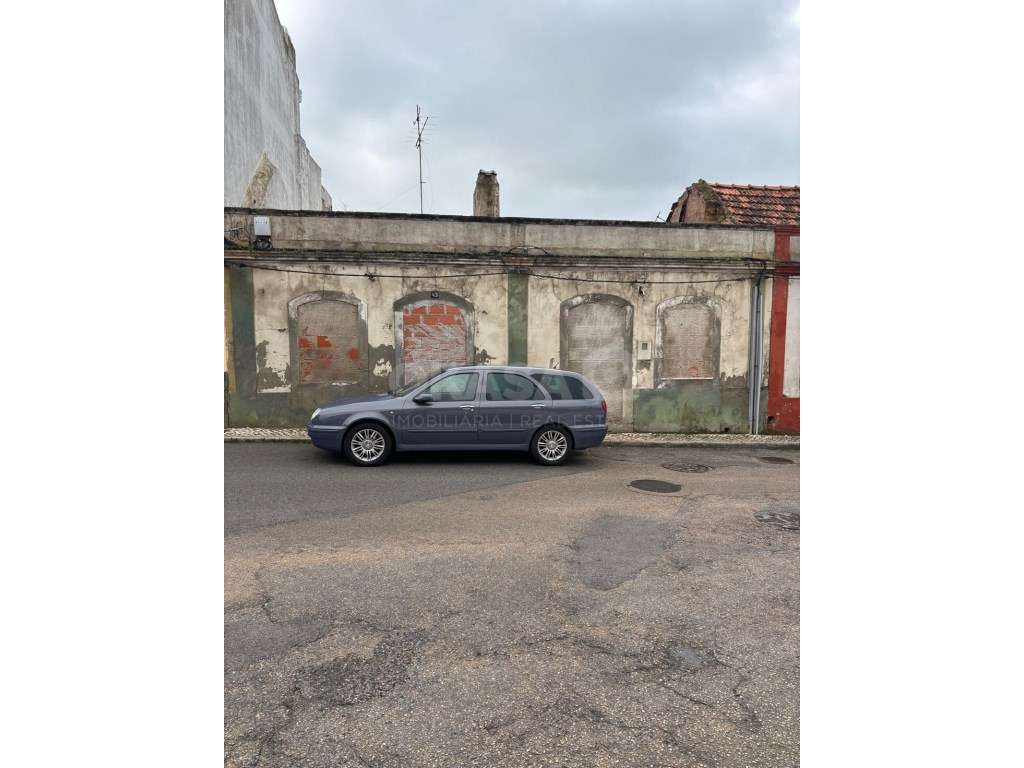 Moradia T2, Bairro Dias, Setúbal - Grande imagem: 2/3