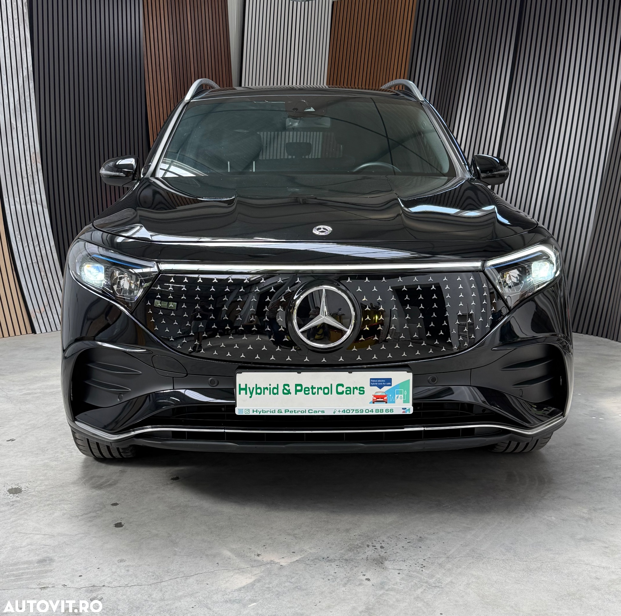 Mercedes-Benz EQB - 15
