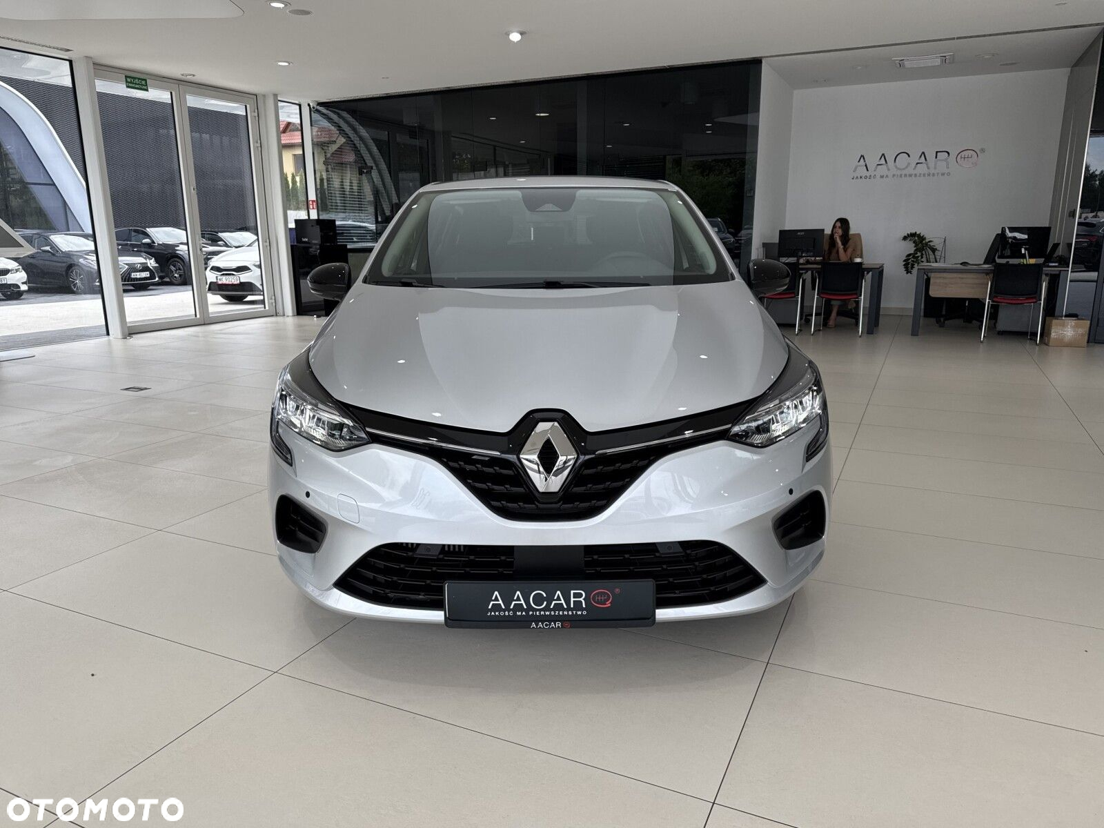 Renault Clio - 7