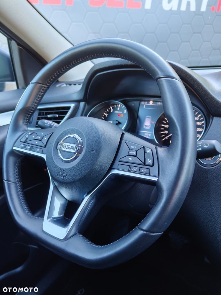 Nissan Qashqai 1.6 DIG-T Tekna - 19