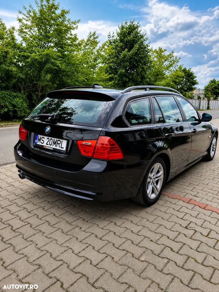 BMW Seria 3 320d - 4
