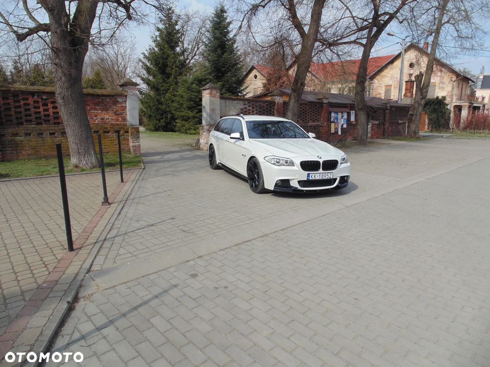 BMW Seria 5 525d Sport-Aut - 18