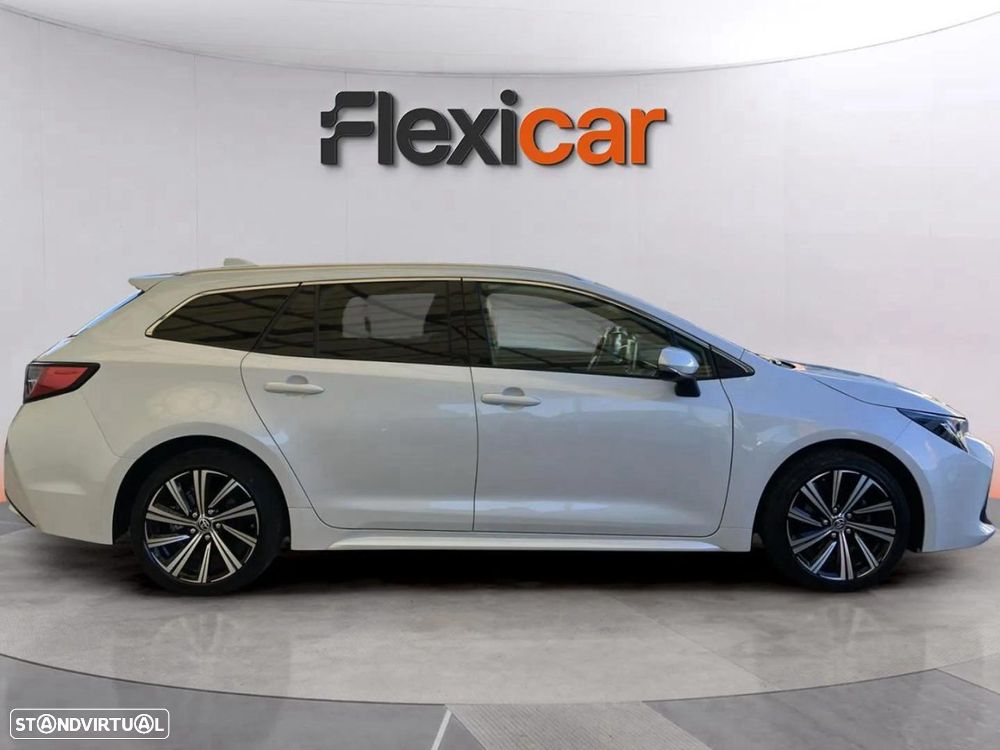 Toyota Corolla Touring Sports - 2