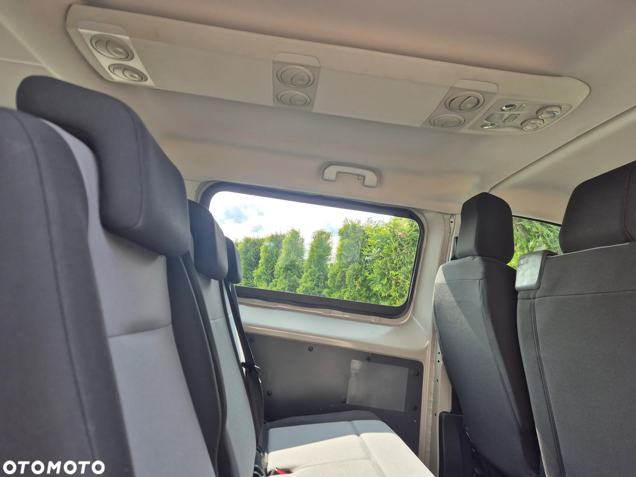 Opel Vivaro - 12