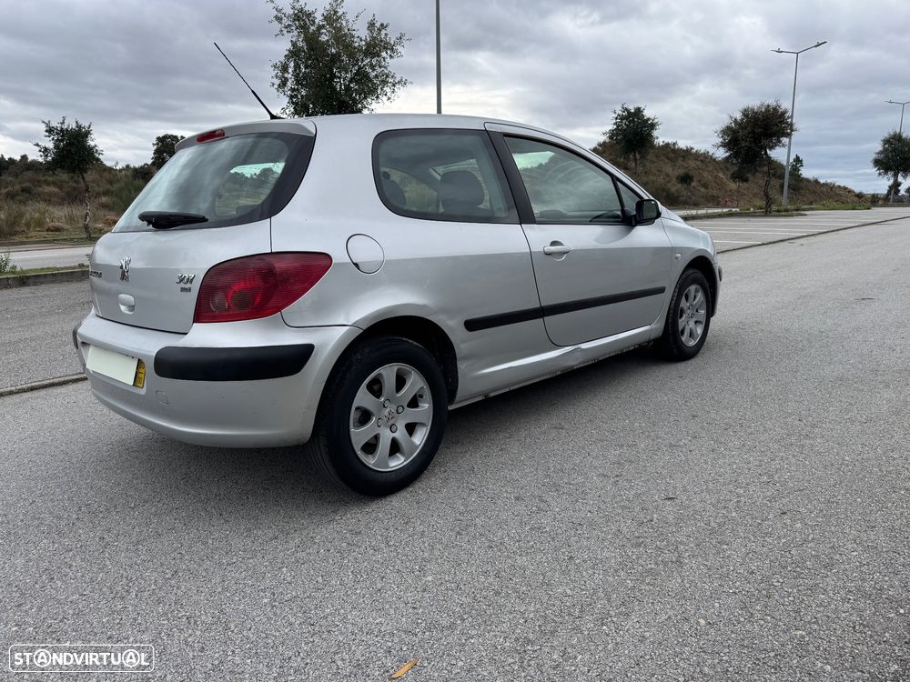 Peugeot 307 1.4 HDi XS Premium - 19