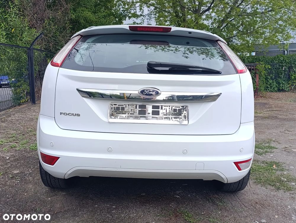 Ford Focus 1.6 Trend - 21