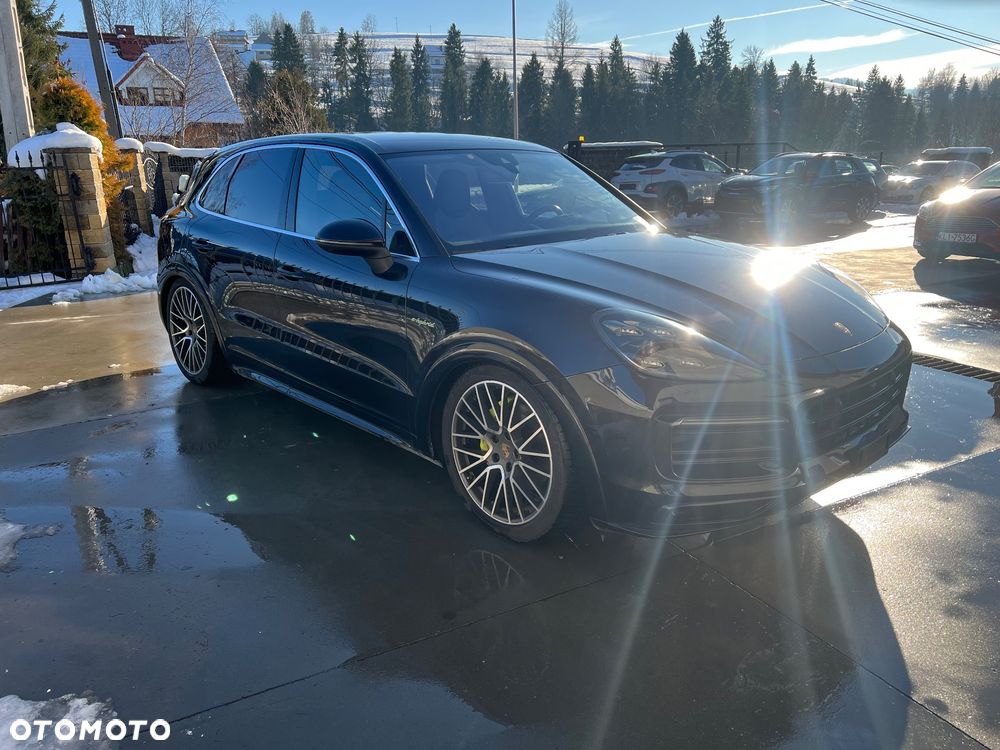 Porsche Cayenne E-Hybrid Tiptronic S Platinum Edition - 3