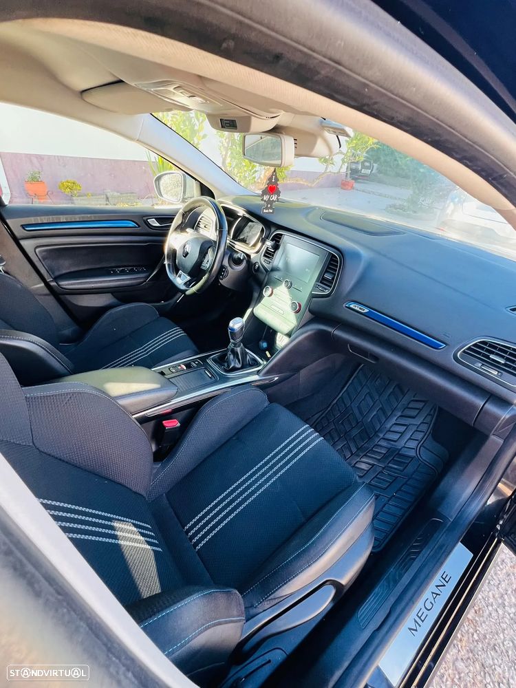 Renault Mégane Sport Tourer 1.5 Blue dCi GT Line - 12
