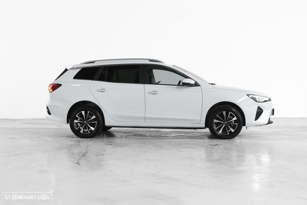 MG MG5 51 kWh Luxury - 2