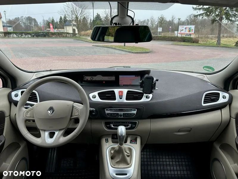 Renault Grand Scenic - 14